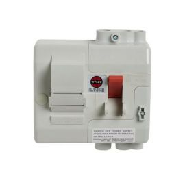 Wylex DSF100 100A 2-Pole 100A Fuse-Included Insulated Enclosed Domestic Switch Fuse image