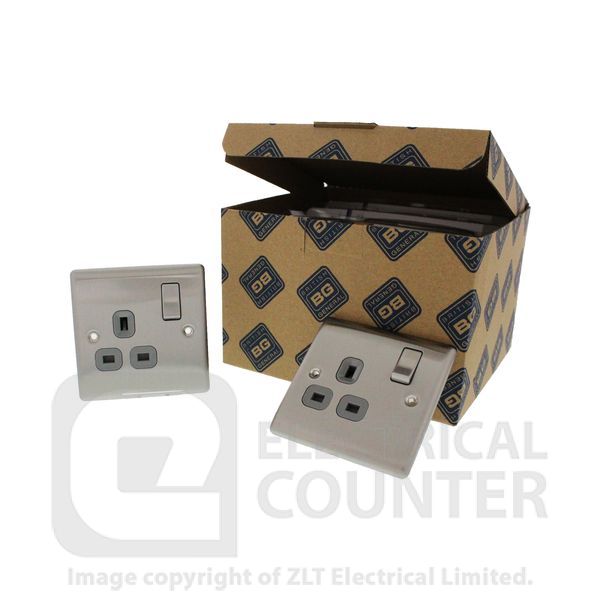 Watch a video of the BG NBS21G 5 Pack Nexus Metal Brushed Steel 1 Gang 13A Switched Socket - Grey Insert (5 Pack, 5.91 each)